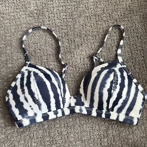 Athleta Bikini Top XS